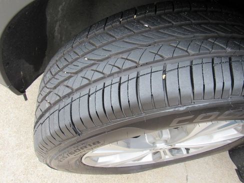 Used 2022 Buick Envision Preferred FWD image 11