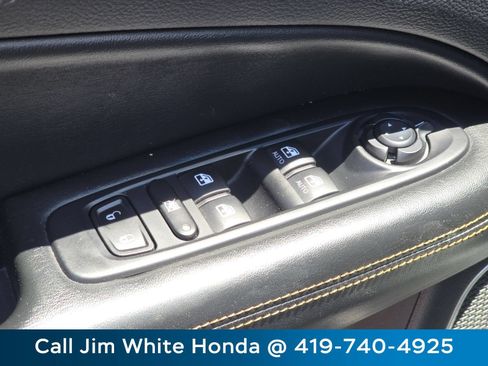 Used 2020 Jeep Compass Limited w/ Safety & Security Group AWD/4WD image 16