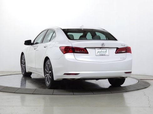 Used 2017 Acura TLX V6 SH-AWD w/ Technology Pkg image 5