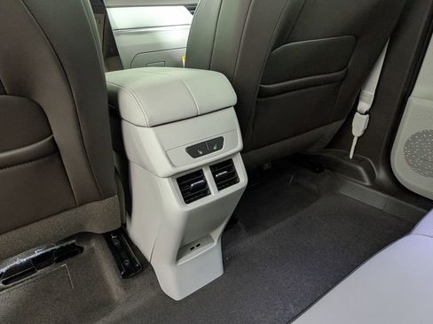 New 2026 GMC Terrain Denali AWD/4WD image 36