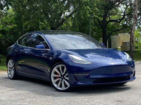 Used 2018 Tesla Model 3 Performance AWD/4WD image 4