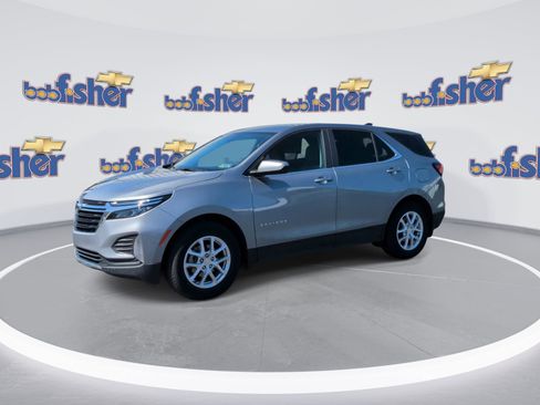 Certified 2024 Chevrolet Equinox LT w/ LPO, Floor Liner Package image 4