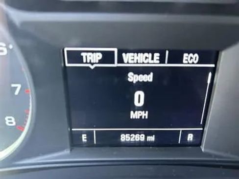 Used 2019 Chevrolet Malibu LT w/ Driver Confidence Package II image 16