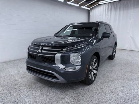 Used 2025 Mitsubishi Outlander SEL AWD/4WD image 5