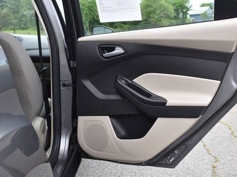 Used 2014 Ford Focus SE image 11