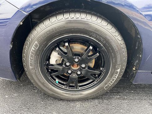 Used 2015 Toyota Prius Two image 8