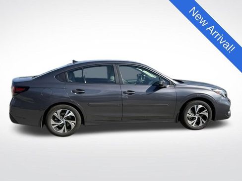 Used 2025 Subaru Legacy Premium AWD/4WD image 8