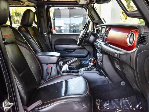 Used 2020 Jeep Gladiator Rubicon image 16
