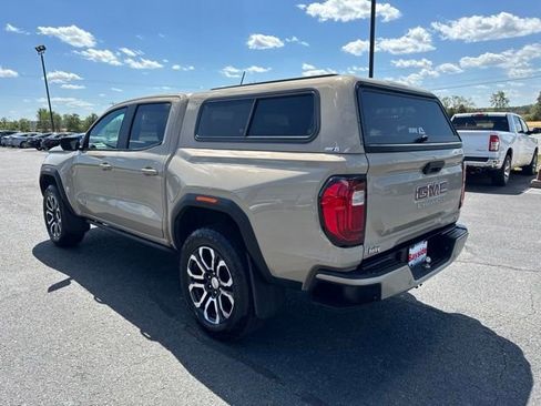 Used 2024 GMC Canyon AT4 w/ AT4 Premium Package AWD/4WD image 16