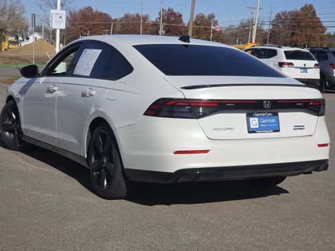 Certified 2023 Honda Accord Sport image 27