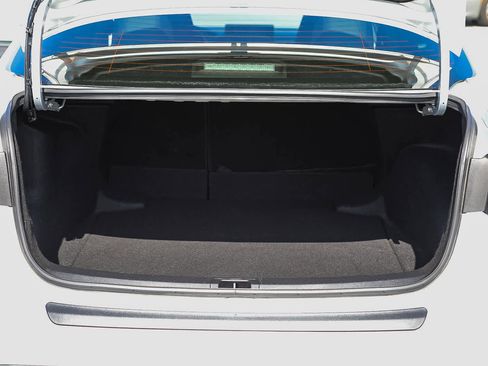 Certified 2022 Toyota Corolla LE w/ Carpet Mat Package (TMS) image 24