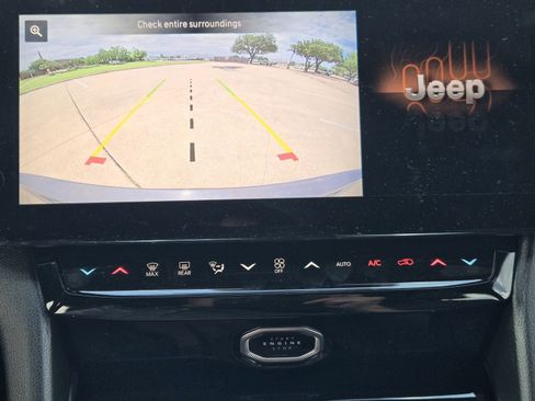 New 2026 Jeep Grand Cherokee L Limited RWD image 22