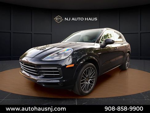 Used 2021 Porsche Cayenne E-Hybrid AWD/4WD image 5