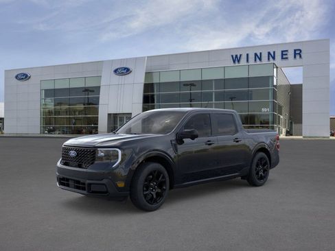 New 2026 Ford Maverick Lariat w/ Black Appearance Package image 1