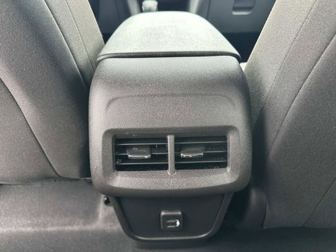 Certified 2024 Chevrolet Equinox LT w/ LPO, Floor Liner Package FWD image 13