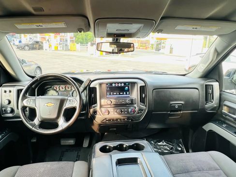 Used 2019 Chevrolet Silverado 1500 LT Z71 w/ All Star Edition image 15