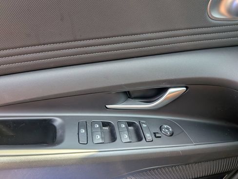 Certified 2023 Hyundai Elantra SEL w/ Convenience Package FWD image 40
