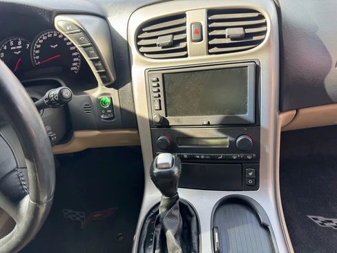 Used 2005 Chevrolet Corvette Coupe w/ Preferred Equipment Group image 15