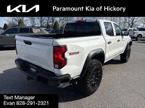 Used 2023 Chevrolet Colorado Trail Boss image 7
