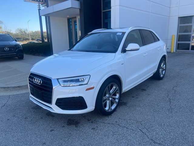 Used 2018 Audi Q3 2.0T Premium Plus w/ Premium Plus Package AWD/4WD image 2