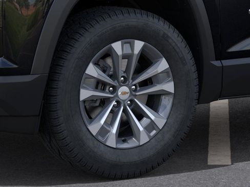 New 2026 Chevrolet Equinox LT w/ Safety and Technology Package FWD image 9