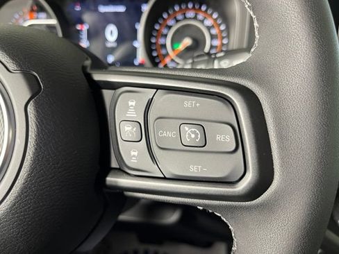 Used 2026 Jeep Wrangler Unlimited Sport AWD/4WD image 22