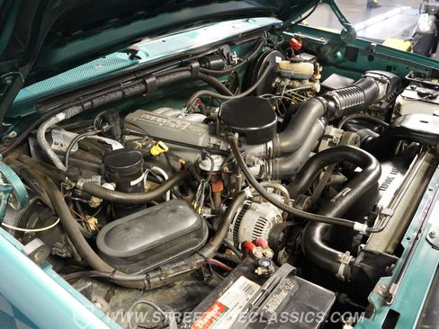 Used 1996 Ford Bronco XLT image 35