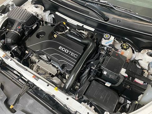 Used 2021 Chevrolet Equinox LT image 15