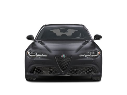Used 2025 Alfa Romeo Giulia RWD image 6