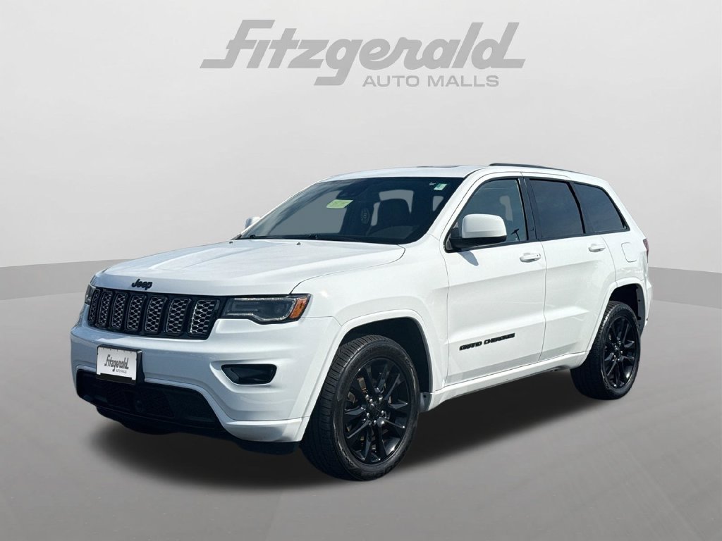 Used 2020 Jeep Grand Cherokee Altitude AWD/4WD image 8