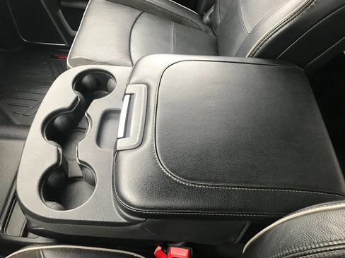 Used 2024 RAM 2500 Laramie image 32