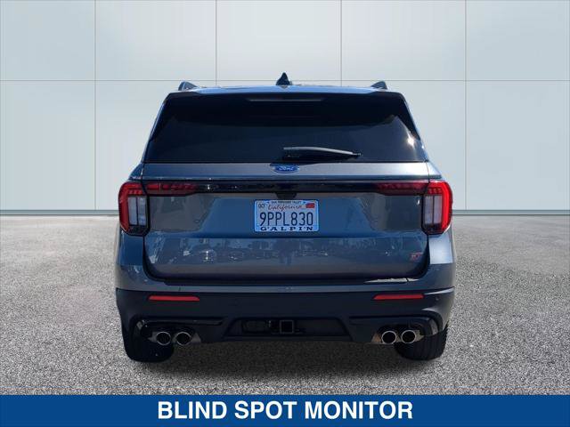 Used 2025 Ford Explorer ST AWD/4WD image 4