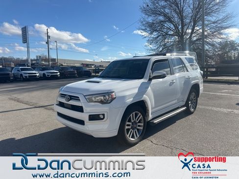 Used 2022 Toyota 4Runner TRD Sport image 1