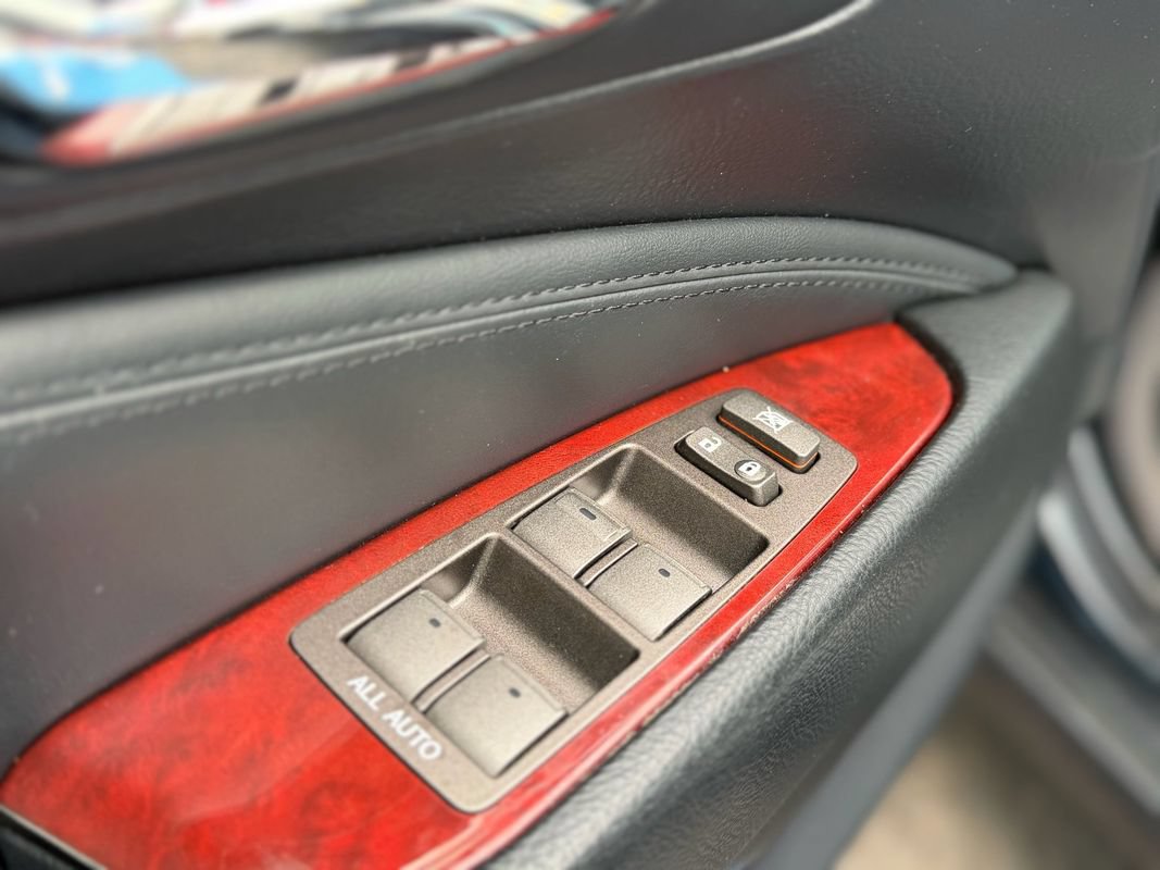 Used 2007 Lexus LS 460 RWD image 18