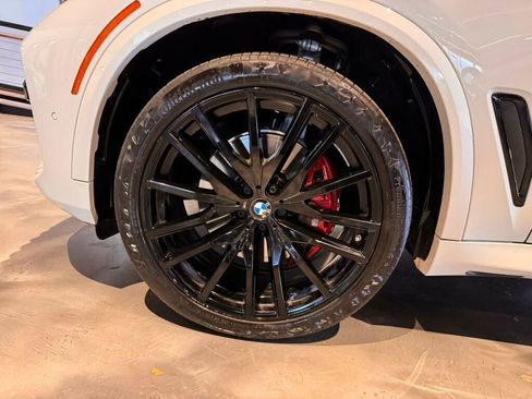 Used 2023 BMW X5 xDrive40i w/ Executive Package image 30