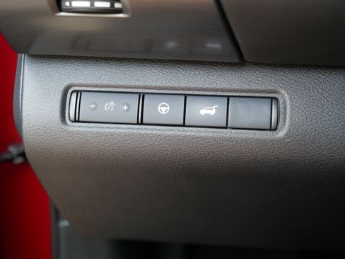 Certified 2024 Nissan Pathfinder SL AWD/4WD image 26