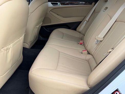 Used 2018 Genesis G80 3.8 image 12