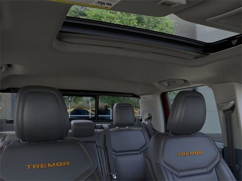 New 2026 Ford Maverick Tremor image 12