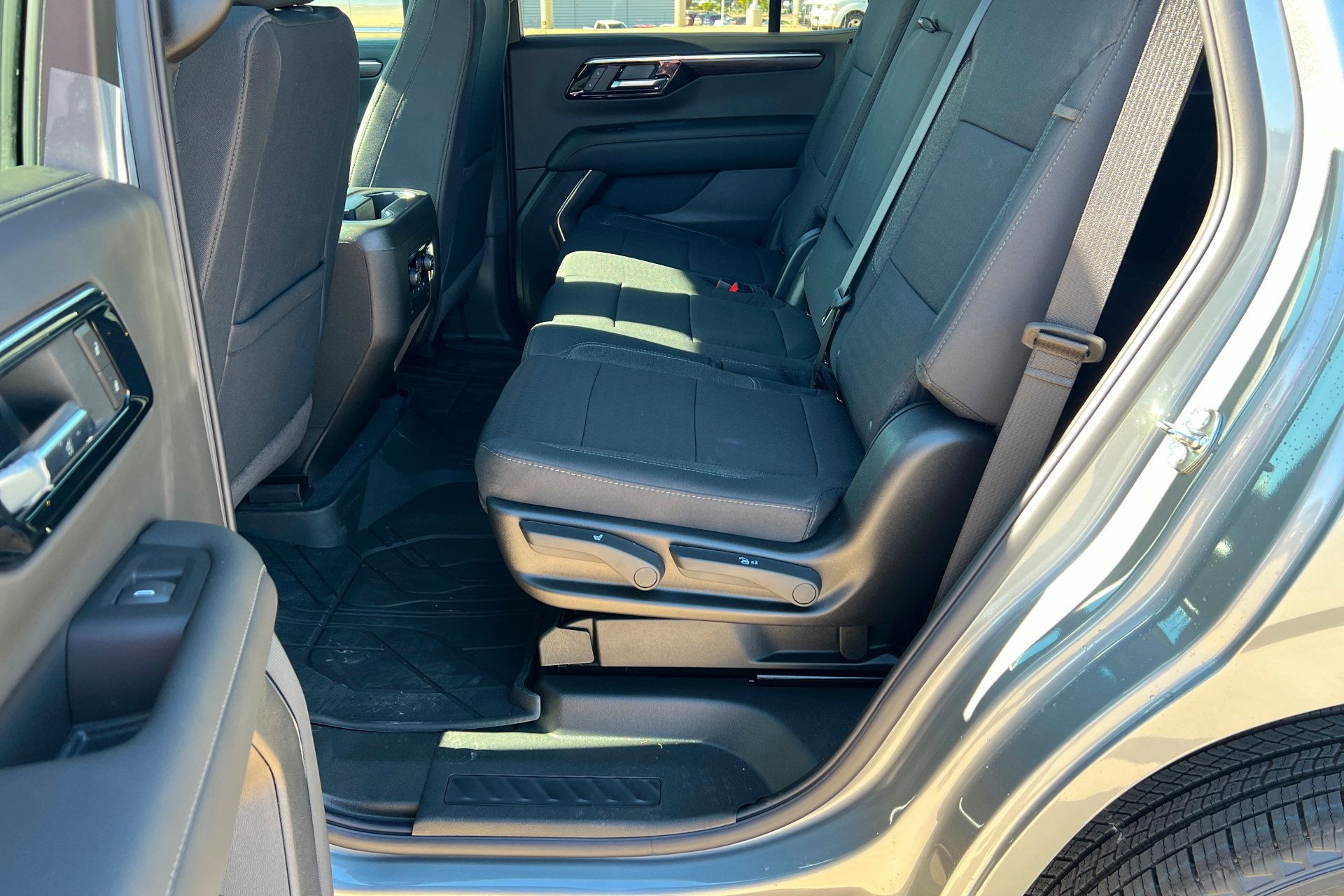 New 2026 Chevrolet Tahoe LS AWD/4WD image 22