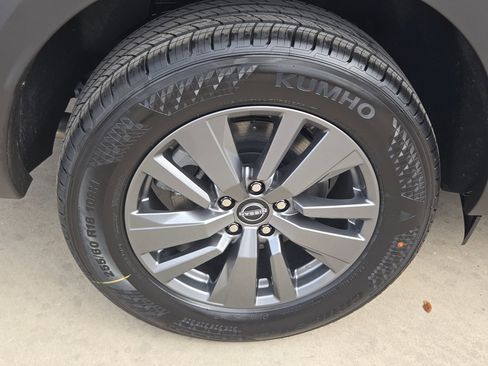 New 2026 Nissan Pathfinder SV image 22