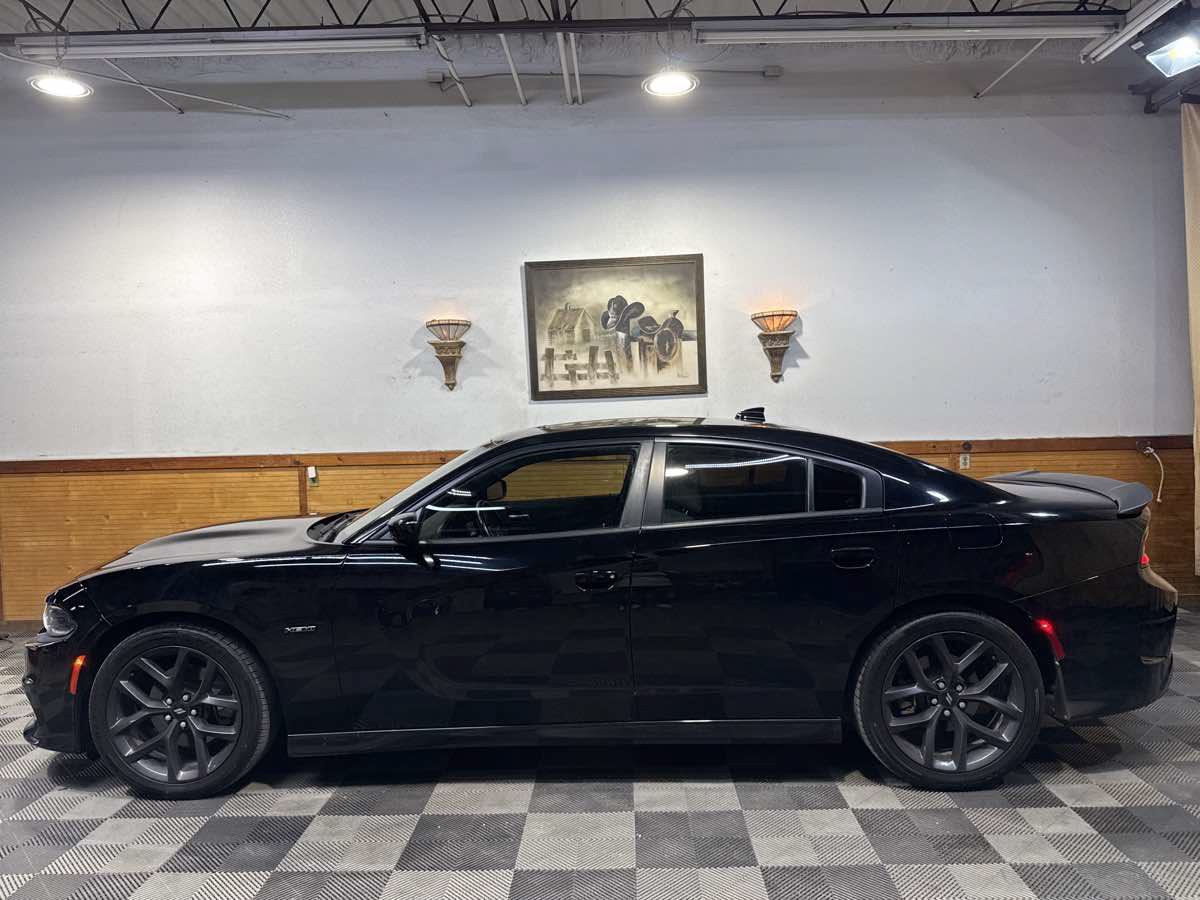 Used 2019 Dodge Charger R/T w/ Driver Confidence Group RWD image 2