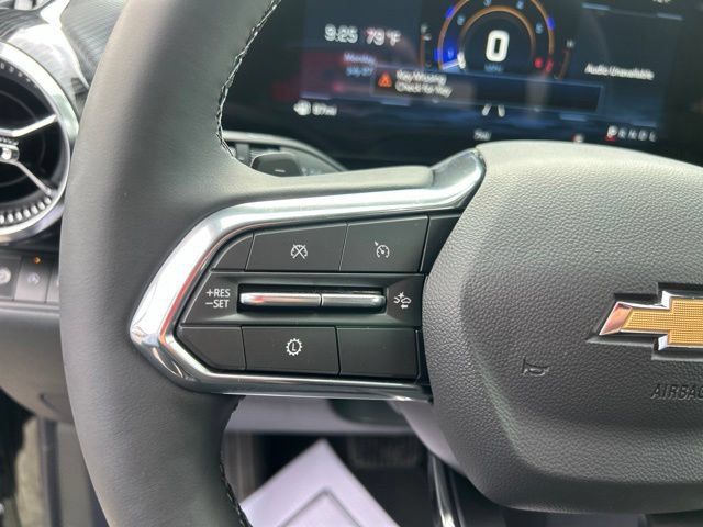 New 2027 Chevrolet Equinox LT w/ Convenience Package II FWD image 19