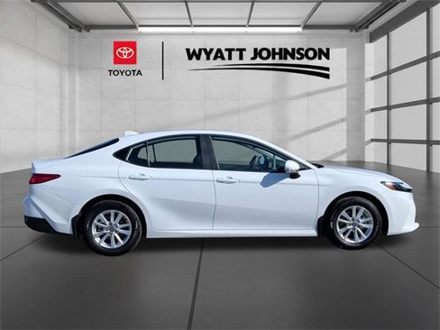 Certified 2025 Toyota Camry LE image 6