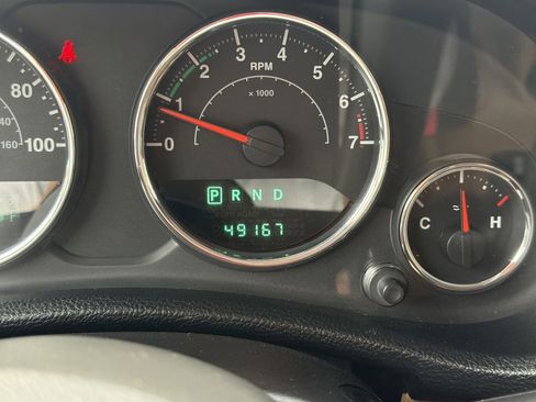 Used 2012 Jeep Wrangler Sahara w/ Connectivity Group image 20