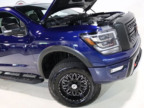 Used 2024 Nissan Titan PRO-4X w/ Pro-4x Convenience Package image 80