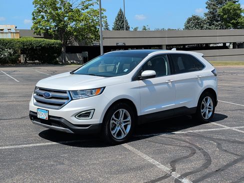 Used 2016 Ford Edge Titanium w/ Equipment Group 301A AWD/4WD image 2
