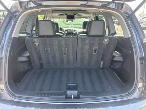 Used 2017 Honda Pilot Elite image 31