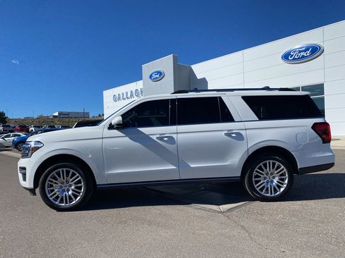 Used 2024 Ford Expedition Max Limited image 32