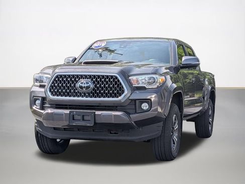 Used 2019 Toyota Tacoma TRD Sport AWD/4WD image 7