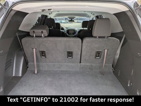 Used 2018 Chevrolet Traverse LT image 15